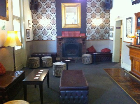 Hotel Metropolitan - Accommodation Newcastle 3