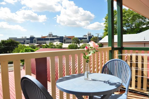 Isla House PA - Accommodation Newcastle 1