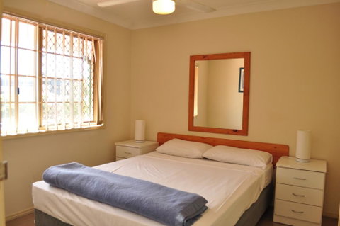 Isla House PA - Accommodation Newcastle 2