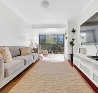 Island vista - Accommodation Newcastle