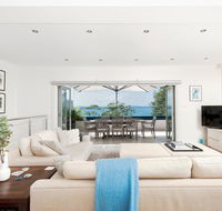 Jacaranda Blue  Corlette - Accommodation Newcastle