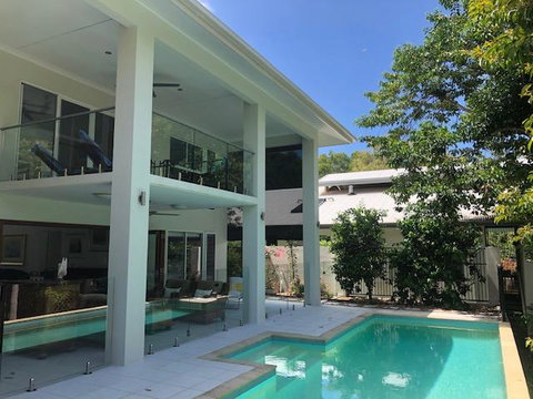 Kallista Ocean Edge Estate Palm Cove 5 Min To The Beach And Restaurants - Accommodation Newcastle 0
