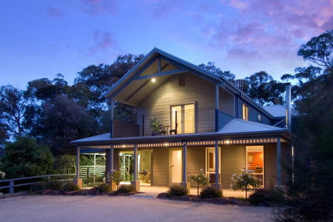 Katherine - Accommodation Newcastle 0
