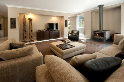 Katherine - Accommodation Newcastle 1