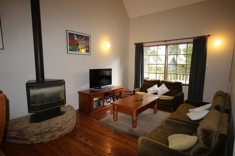 Kiah Cottage - Accommodation Newcastle 1