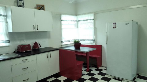 King Cottage - Accommodation Newcastle 1