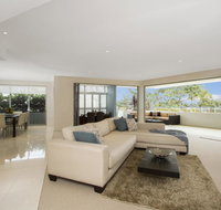 KINGSCLIFF OCEAN VIEW TERRACE BY THE FIGTREE 5 - Accommodation Newcastle
