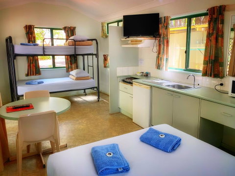 Knotts Crossing Resort - Accommodation Newcastle 3