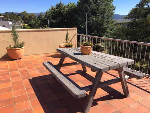 Kookaburra Lodge - Accommodation Newcastle 1
