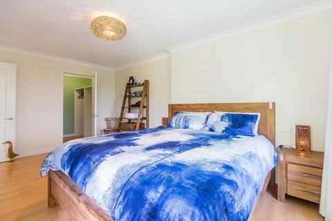 Kookaburra Retreat - Accommodation Newcastle 2