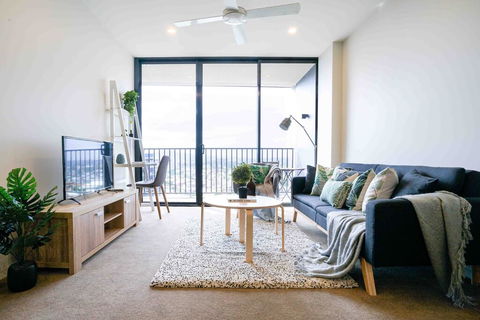 KOZYGURU BRISBANE CITY HIGHRISE 1BED APT SPIRE QBN550-2501 - Accommodation Newcastle 0