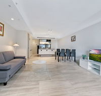 KOZYGURU HAYMARKET SYDNEY CITY VIEW 2 BED STUNNING APT NHA178-1206 - Accommodation Newcastle