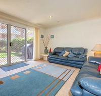 Kristie Court 2/7 Weatherly Close - Accommodation Newcastle