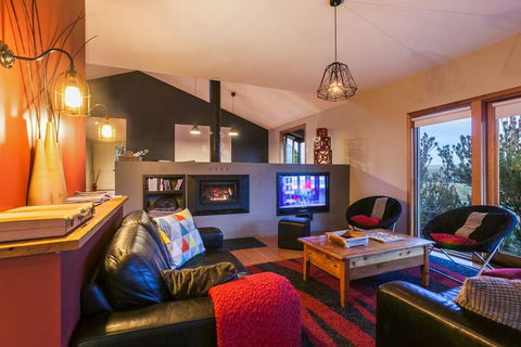 Kuca Slate - Accommodation Newcastle 2