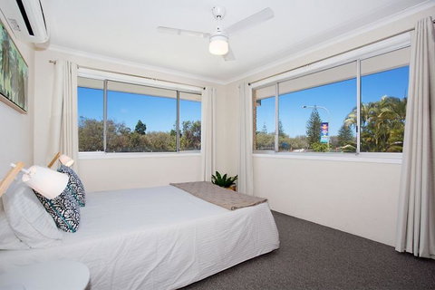 Kurrawa Lodge - Accommodation Newcastle 3