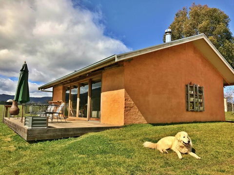 La Casetta (The Little House) - Accommodation Newcastle 1