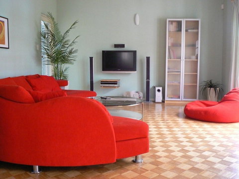 La Cote D Or - Mediterranean Cottage - Accommodation Newcastle 1