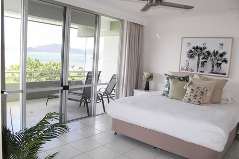 Lagoon 206 - Accommodation Newcastle 2