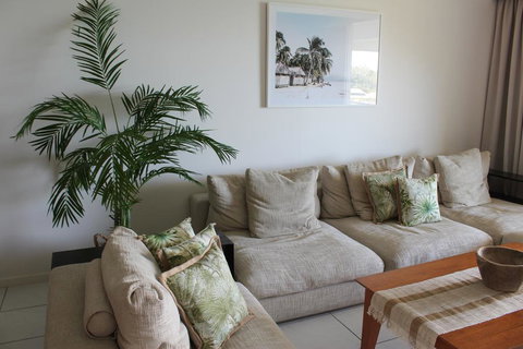 Lagoon 206 - Accommodation Newcastle 3