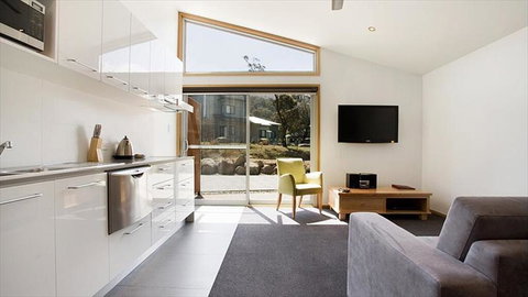 Lake Crackenback Resort & Spa - Accommodation Newcastle 1