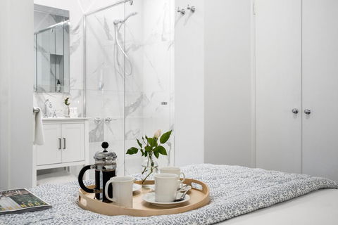 Lake Daylesford Apartment 3 - Accommodation Newcastle 1