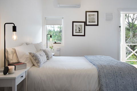Lake Daylesford Apartment 3 - Accommodation Newcastle 0