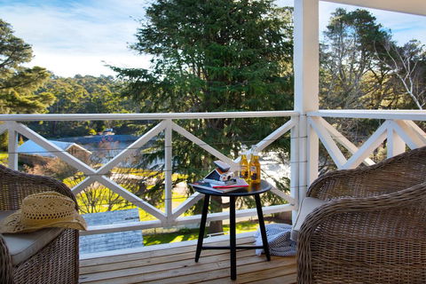 Lake Daylesford Apartment 5 - Accommodation Newcastle 1