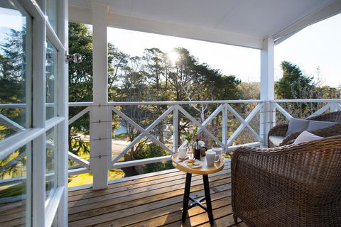 Lake Daylesford Apartment 7 - Accommodation Newcastle 0