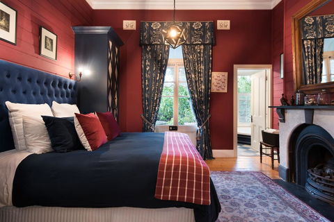 Lake Daylesford Country House - Accommodation Newcastle 1