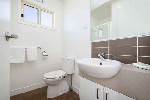 Lake Hume Tourist Park - Accommodation Newcastle 3