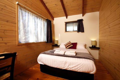 Lakes And Craters Holiday Park - Accommodation Newcastle 1