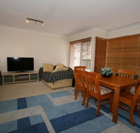 Lakeside 3/37 Cobbon Crescent - Accommodation Newcastle
