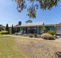 Lakeview - Waterviews on Newlands Arm - Accommodation Newcastle
