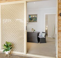 Laze Dayz at Lighthouse - studio with shared pool - Accommodation Newcastle