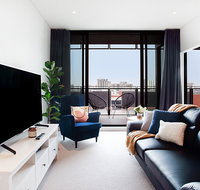 Luxe Apartment Five Minutes From Airport and City - Accommodation Newcastle