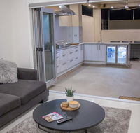 Luxe on Lane - Accommodation Newcastle