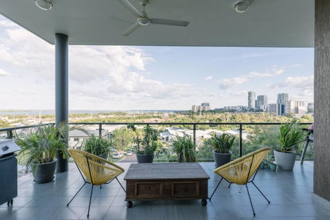 Luxury & Location - Sea Views With Modern Class ! - Accommodation Newcastle 0