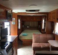 luxury caravan - Accommodation Newcastle