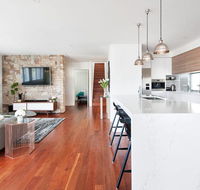 Luxury in Corlette - 4 Drungall Ave - Accommodation Newcastle