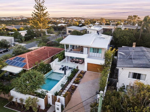 Luxury Tropical Haven - Pacific Avenue, Sunshine Beach - Accommodation Newcastle 1