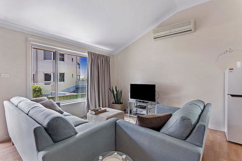 Macadamia Court 6 - Nelson Bay - Accommodation Newcastle 1
