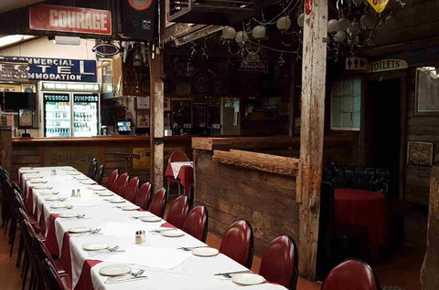 Madden's Commercial Hotel - Accommodation Newcastle 1