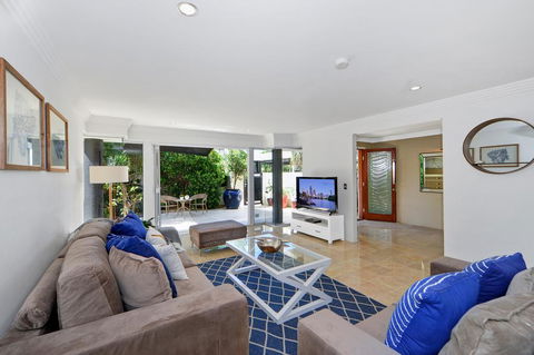 Magic On Main - Accommodation Newcastle 2