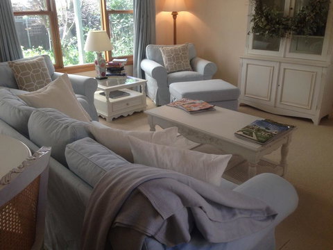 Magnolia Cottage - Accommodation Newcastle 2