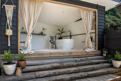 Magnolias On Mernda - Accommodation Newcastle 1