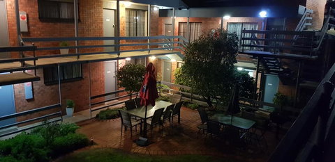 Mahogany Motel - Accommodation Newcastle 2