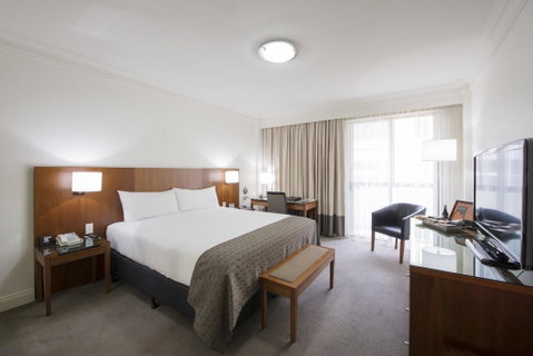 Majestic Roof Garden Hotel - Accommodation Newcastle 0