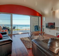 Malahide - Accommodation Newcastle