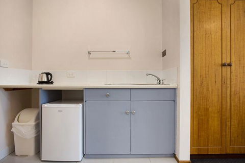 Manifold Motor Inn - Accommodation Newcastle 1