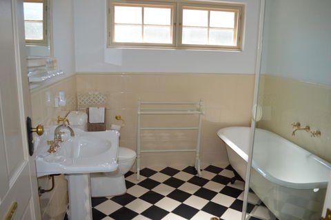 Marananga Cottages - Accommodation Newcastle 2